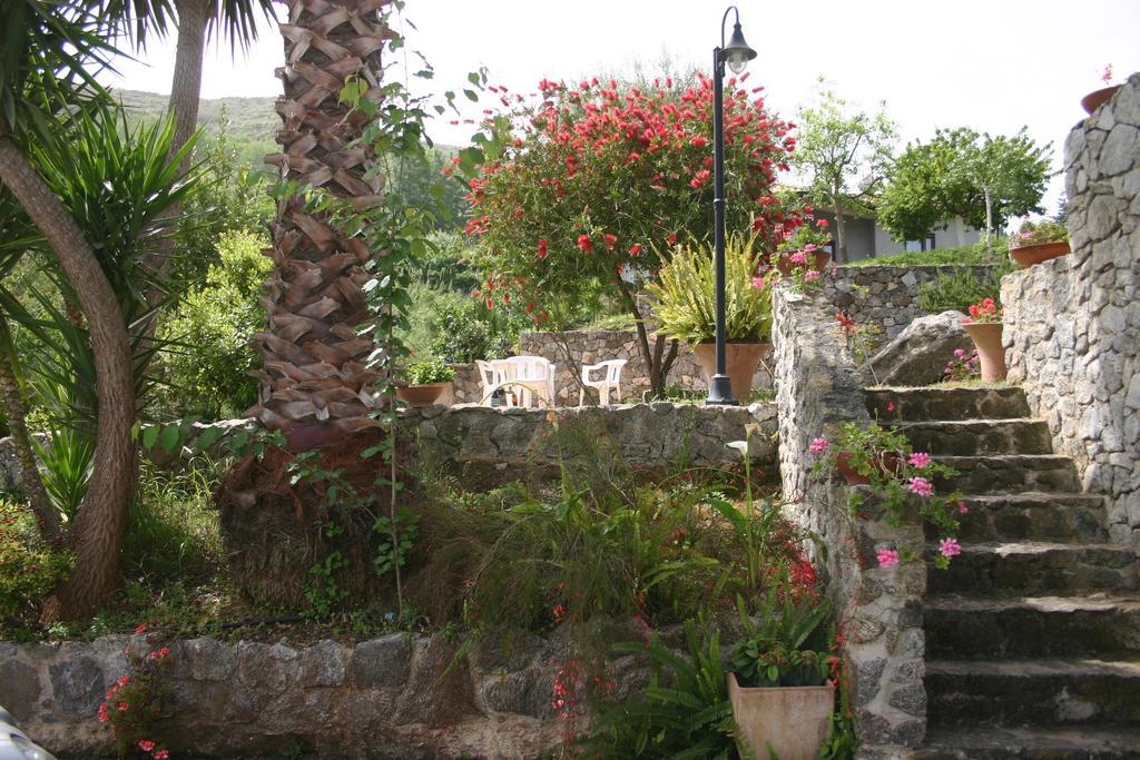 B & B Korello Gasponi Екстер'єр фото
