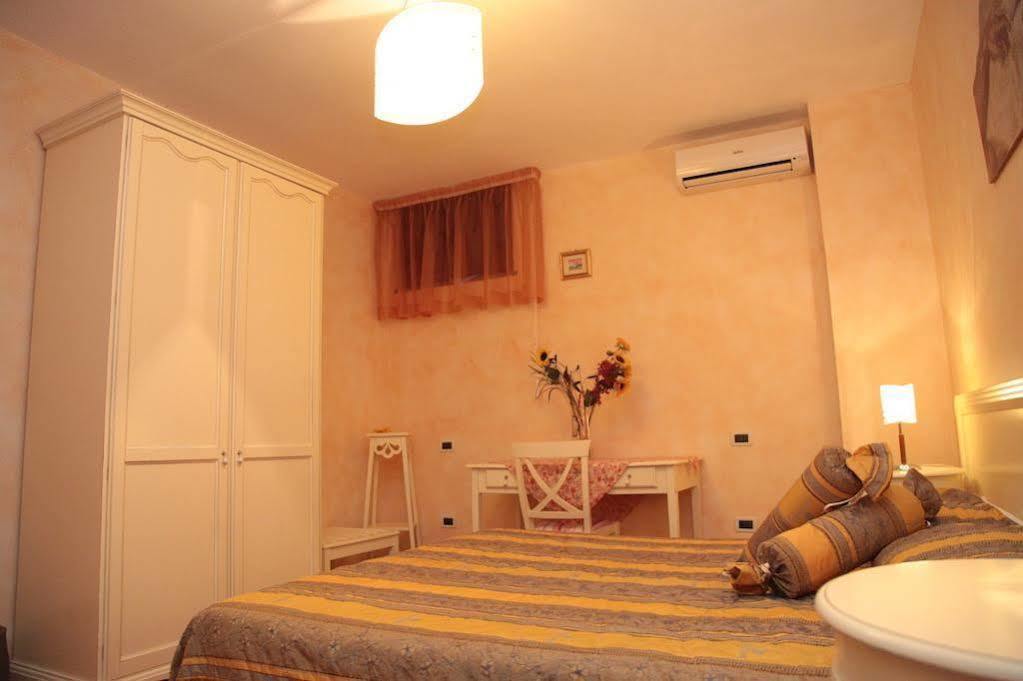 B & B Korello Gasponi Екстер'єр фото